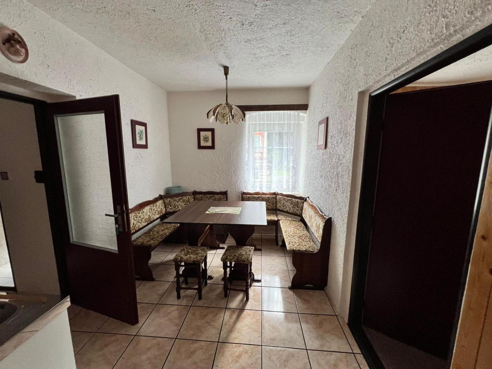 Apartmany Merkel Броумов Екстериор снимка