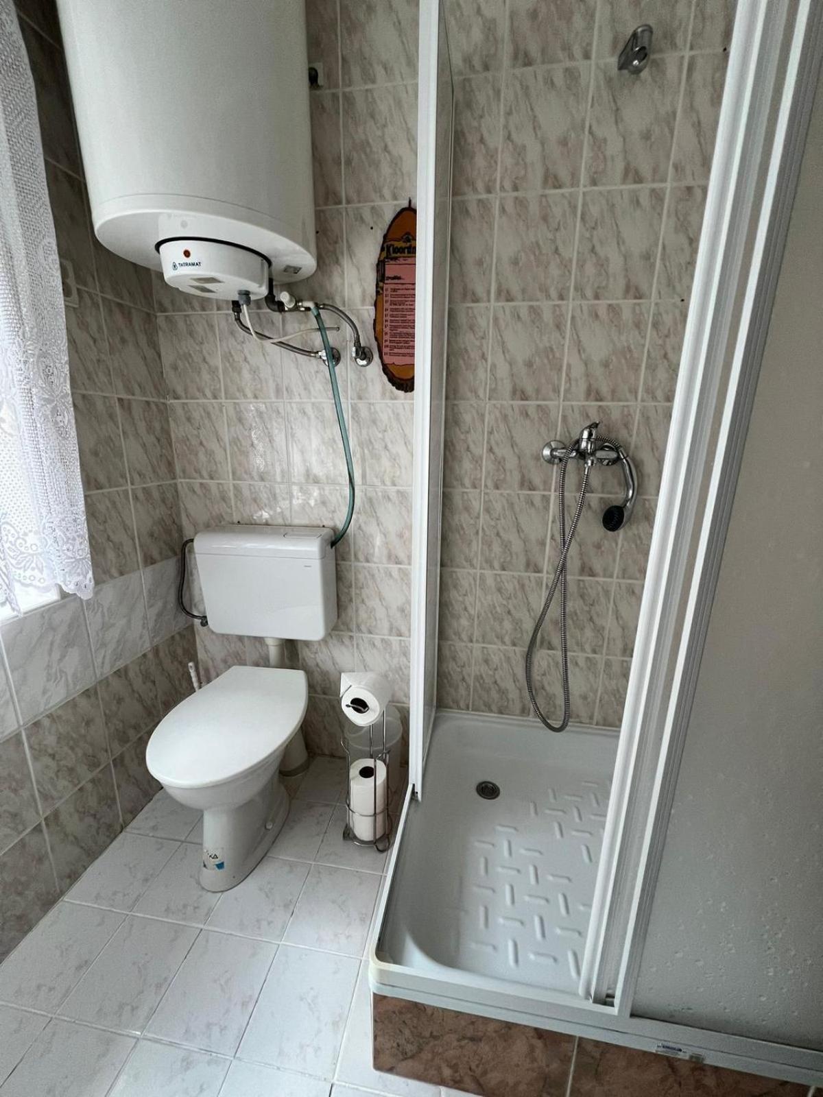 Apartmany Merkel Броумов Екстериор снимка
